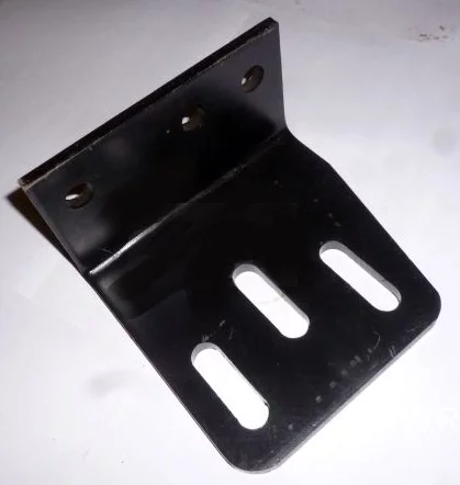 купить Кронштейн поддерживающей опоры КПП лев. на 651705