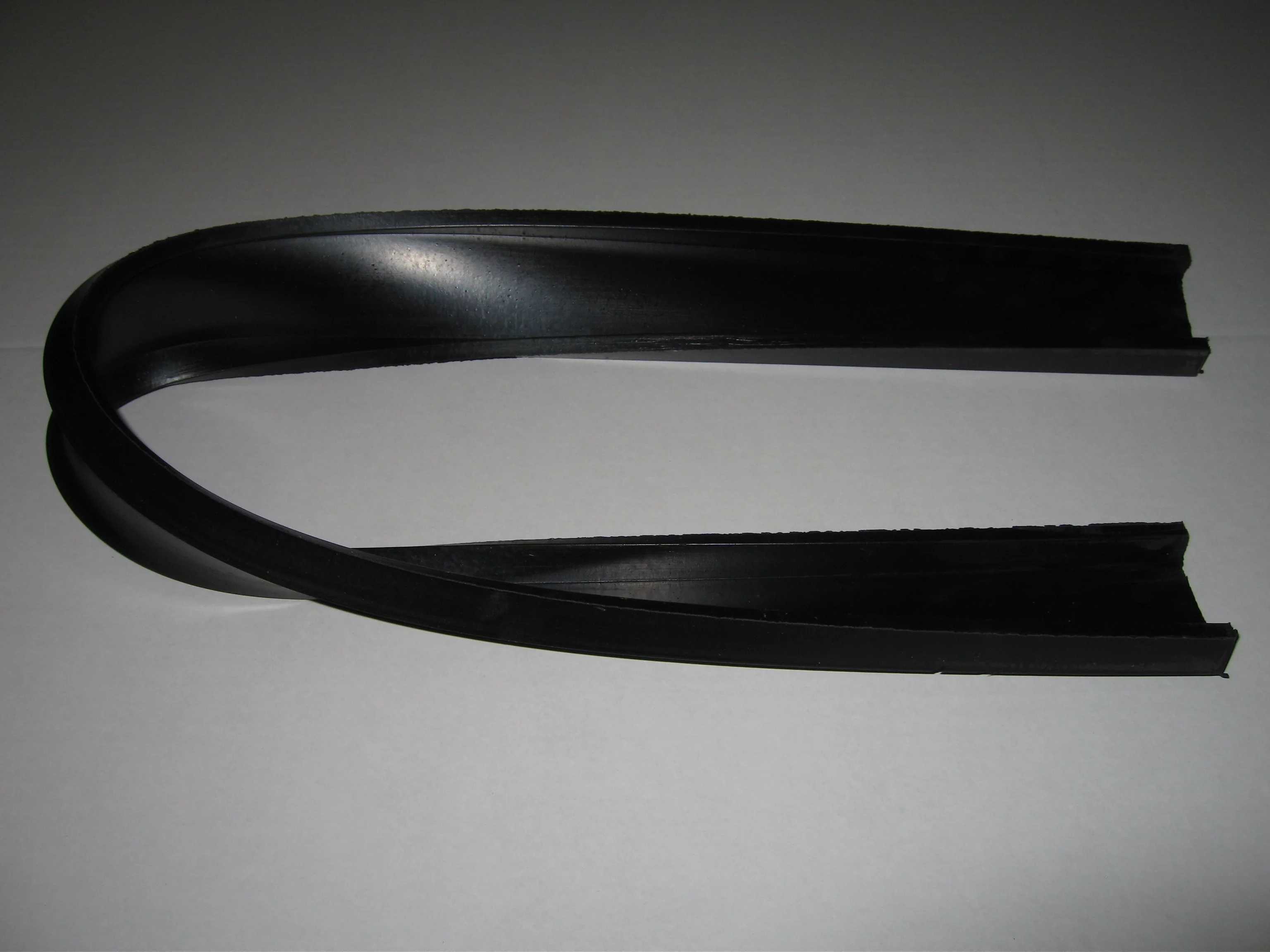 купить Прокладка хомута топливного бака (узкая)